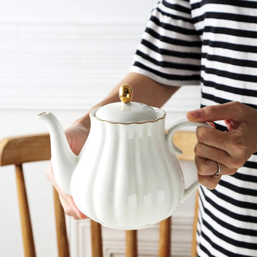 Bule Elegance em Porcelana - 1 Litro