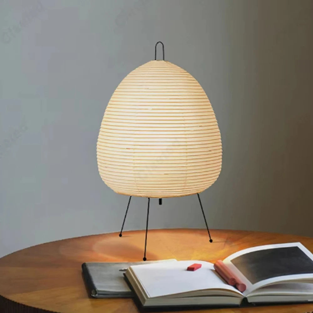 Luminária de Chão com LED Tricolor