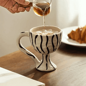 Caneca Pintura Abstrata em Cerâmica - 290ml