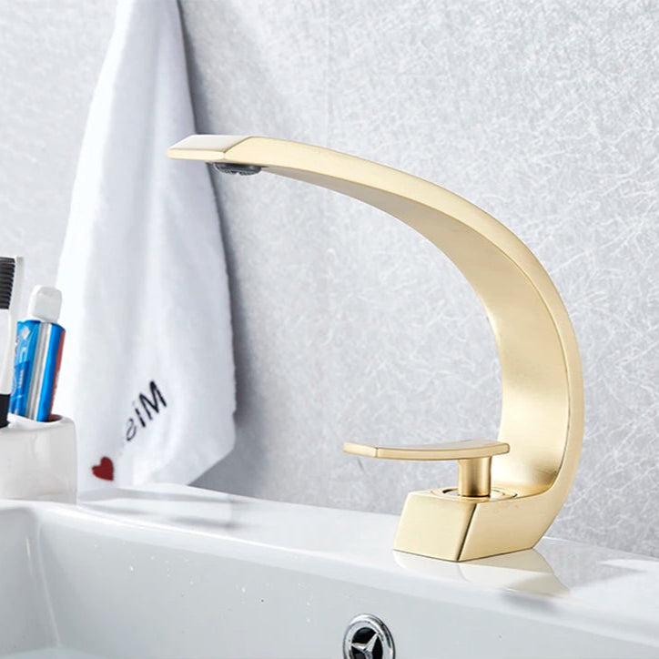 MYQualife-Brushed Gold Basin Faucet, Design criativo, Misturador de lavatório, Deck montado, frio e quente, Torneira do banheiro