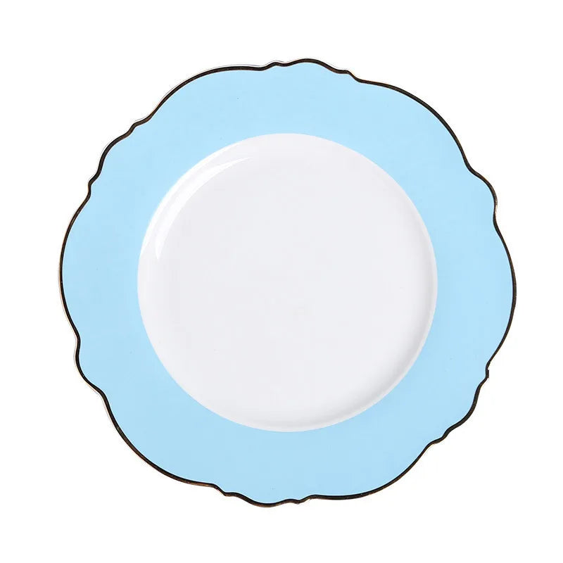 Prato de Porcelana Escultural com Borda Dourada Floral