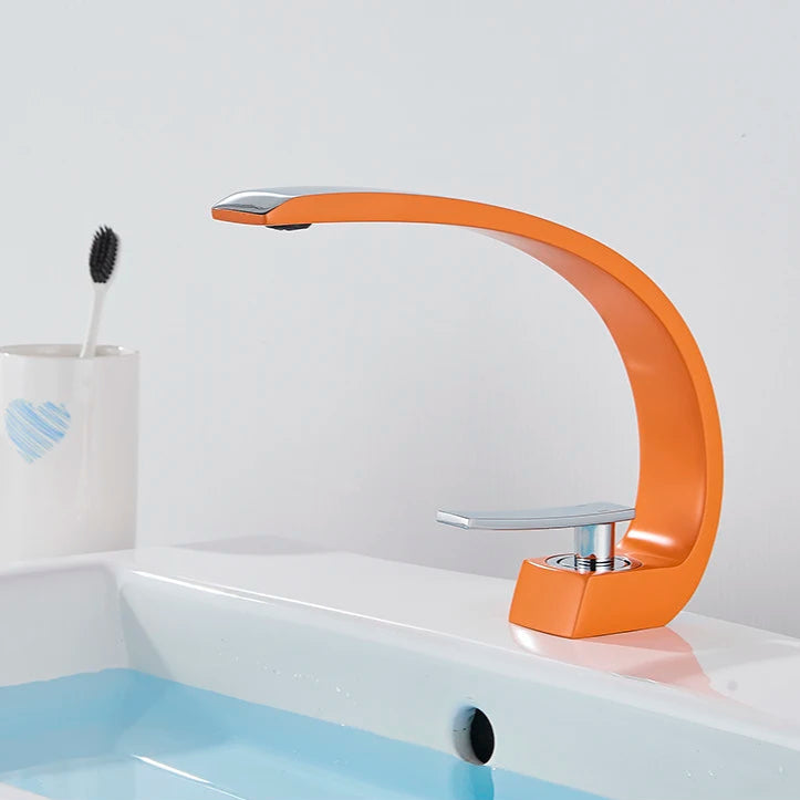 MYQualife-Brushed Gold Basin Faucet, Design criativo, Misturador de lavatório, Deck montado, frio e quente, Torneira do banheiro