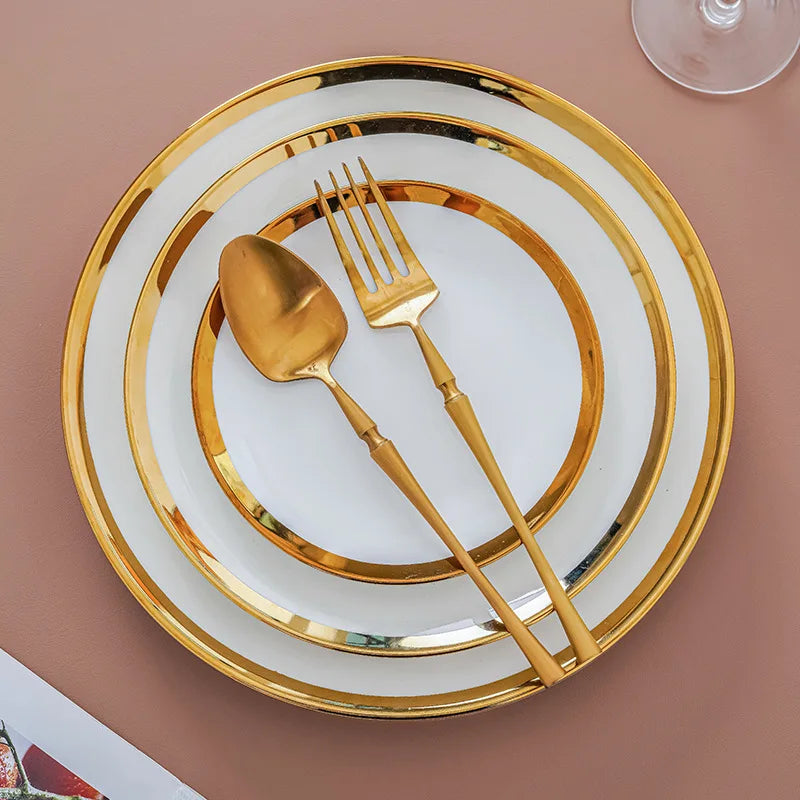 Prato de Porcelana Redondo com Borda Dourada Estilo Europeu