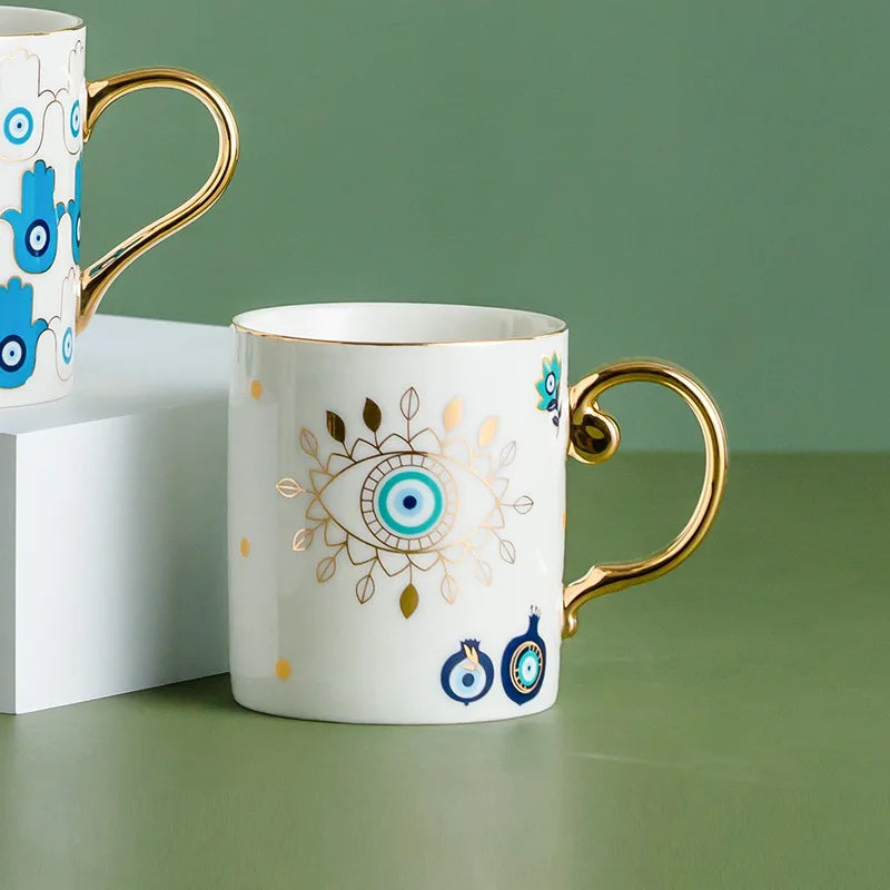 Caneca Olho Grego em Cerâmica - 300ml