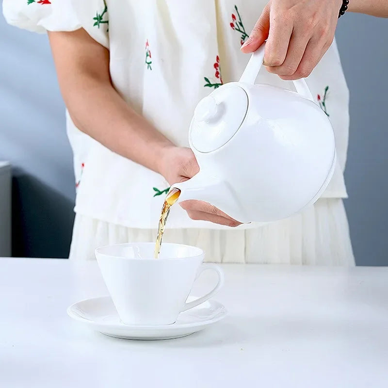 Bule Branco em Cerâmica - Vários Modelos