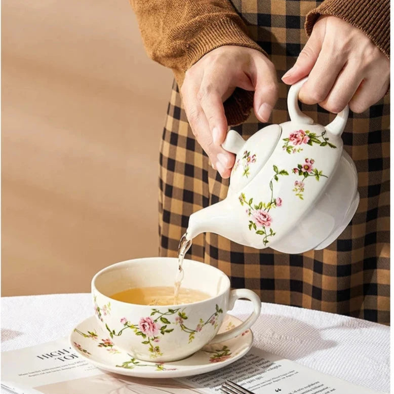 Tea For One Pintado a Mão em Porcelana Kit 4 Peças