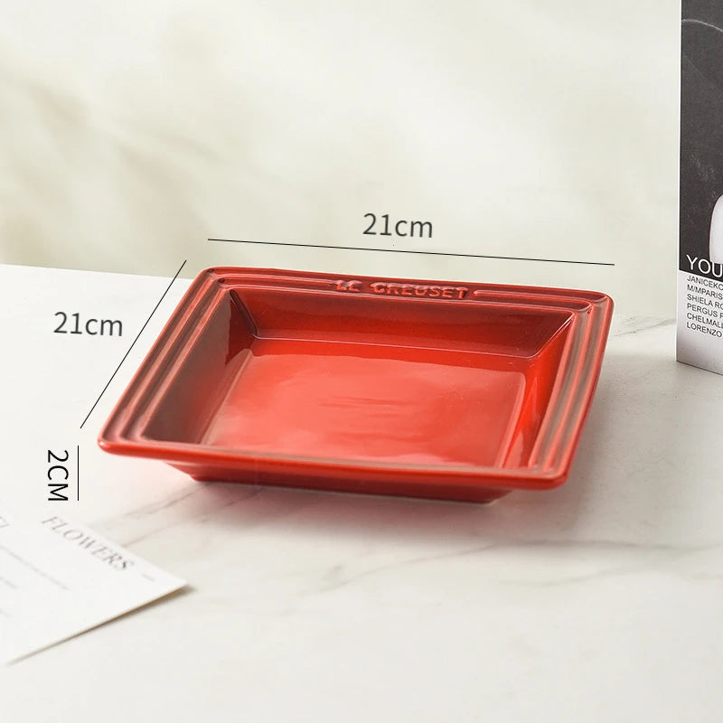 Linha Louças em Porcelana Vermelha