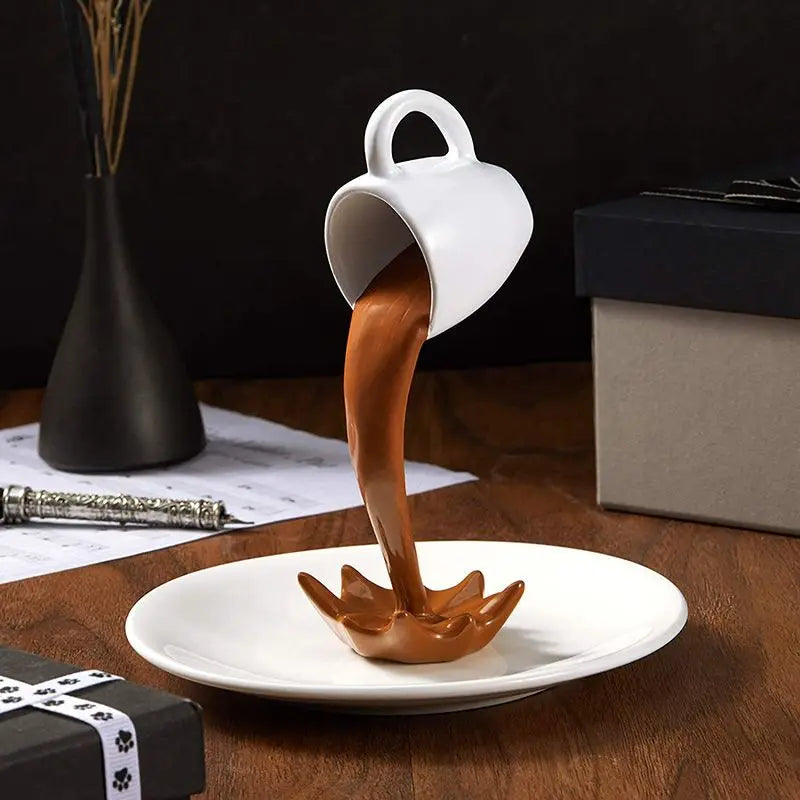 Estatueta Caneca de Café Flutuante