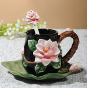 Kit Floral Caneca com Colher e Pires em Porcelana