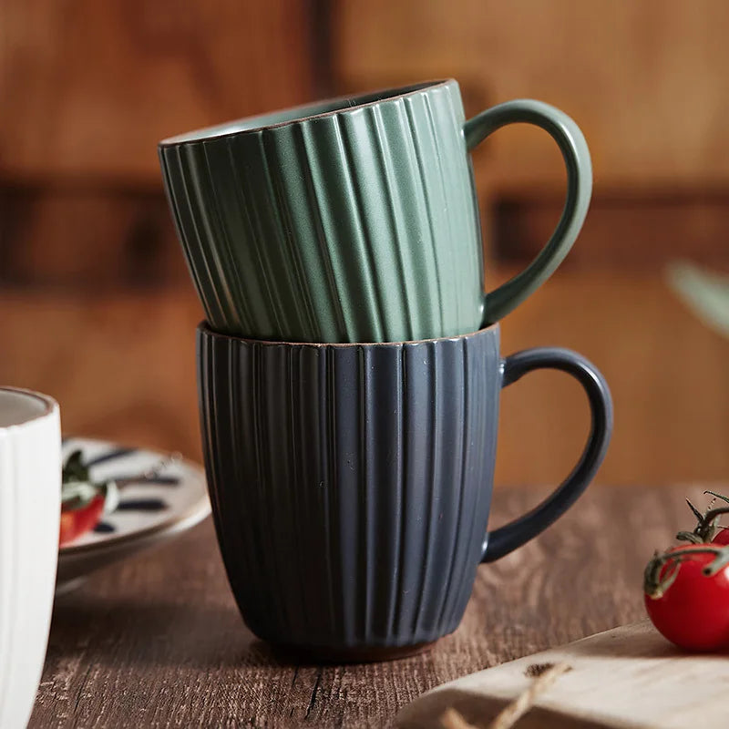 Caneca Cerâmica Canelada - 280ml