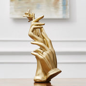 Escultura Abstrata Mãos e uma Rosa