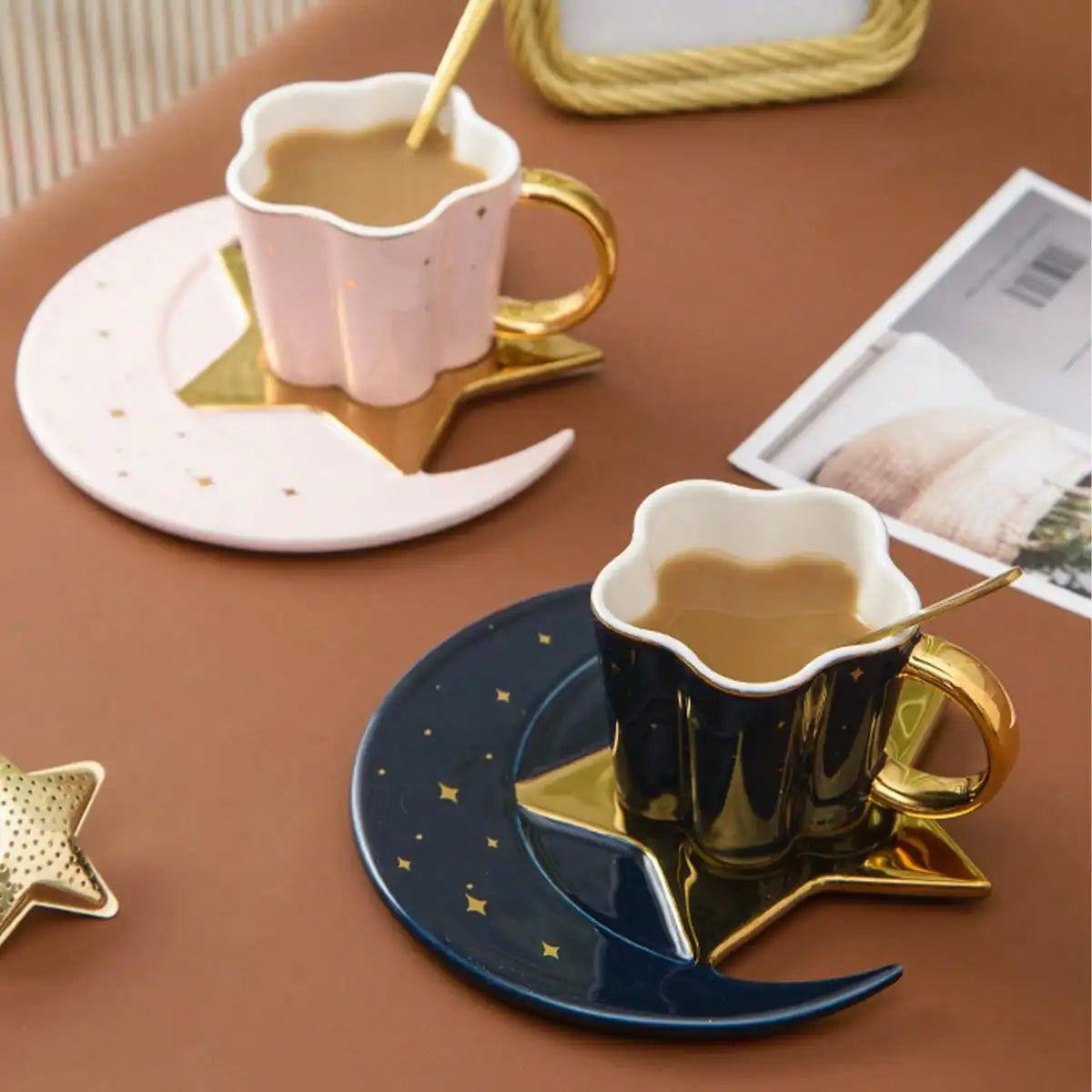 Caneca de Cerâmica Estrela e Lua com Prato e Colher