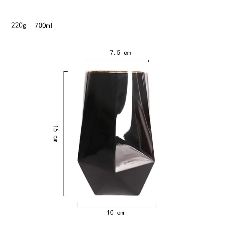 Taça de Cristal Black com Borda Dourada para Vinho – Design Minimalista