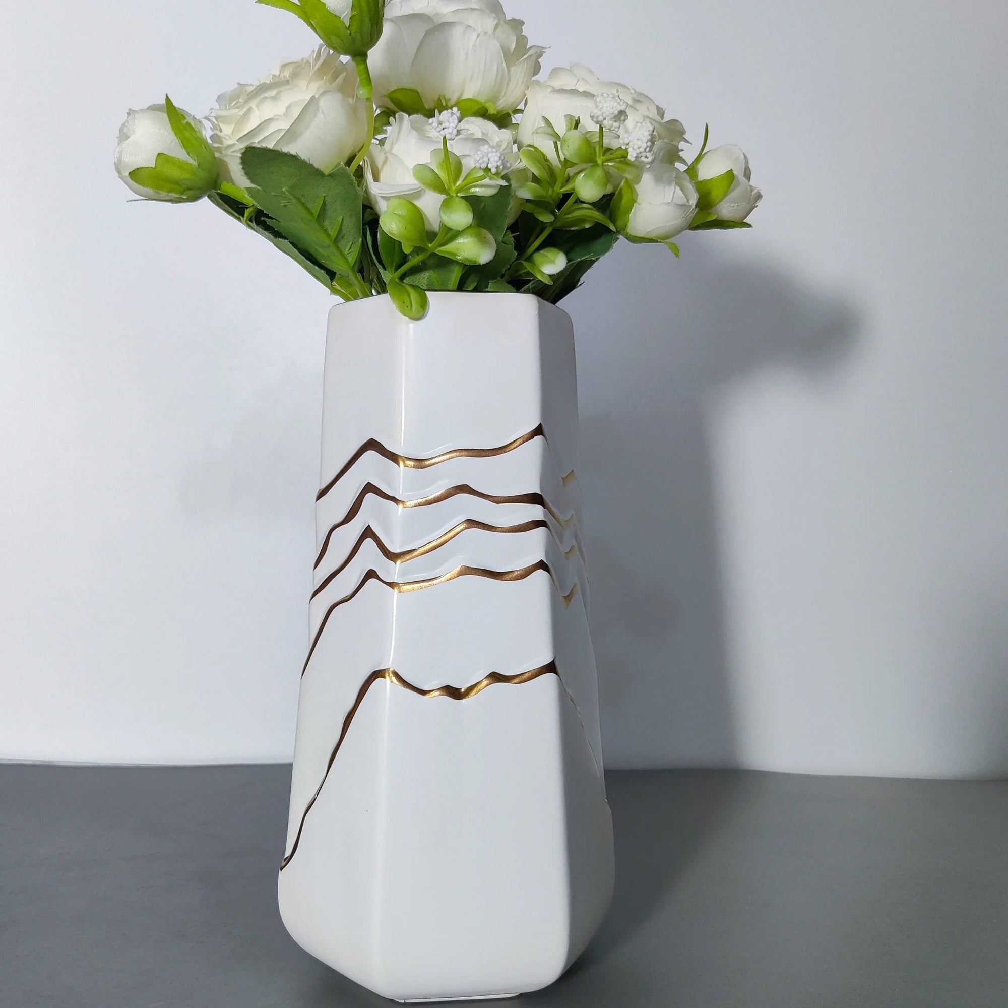 Vaso Waves em Porcelana