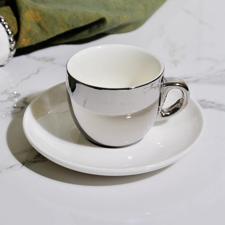 Conjunto Xícara para Café Estilo Europeu com Acabamento Luxuoso