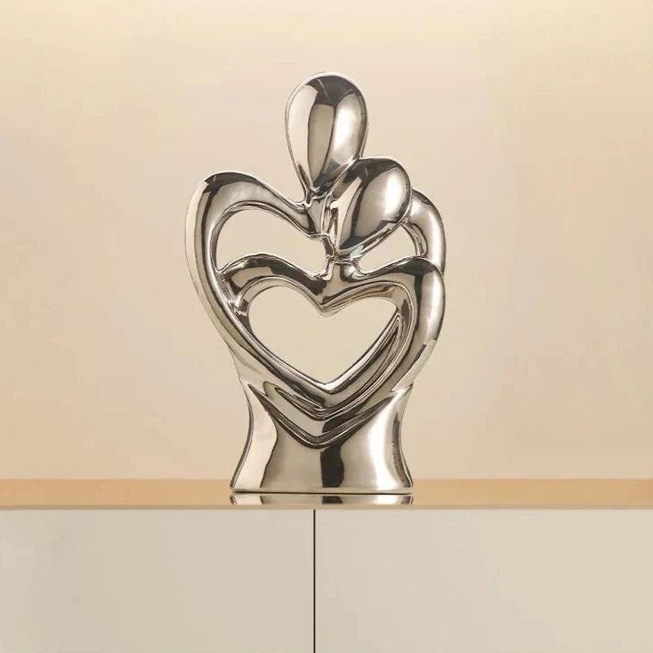Escultura O Abraço em Cerâmica