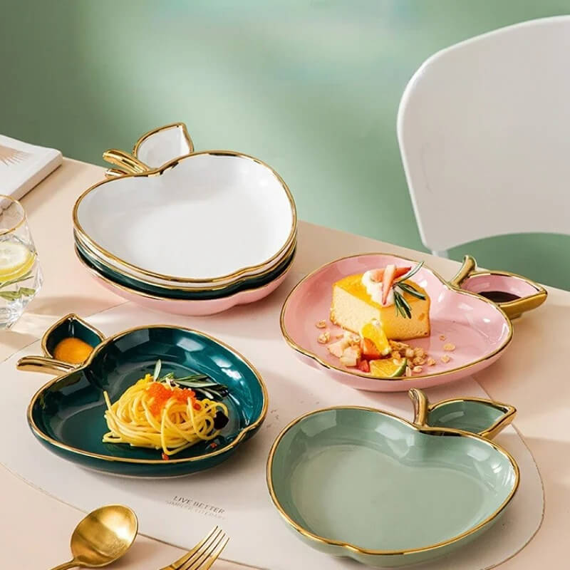 Prato Formato Maçã em Porcelana