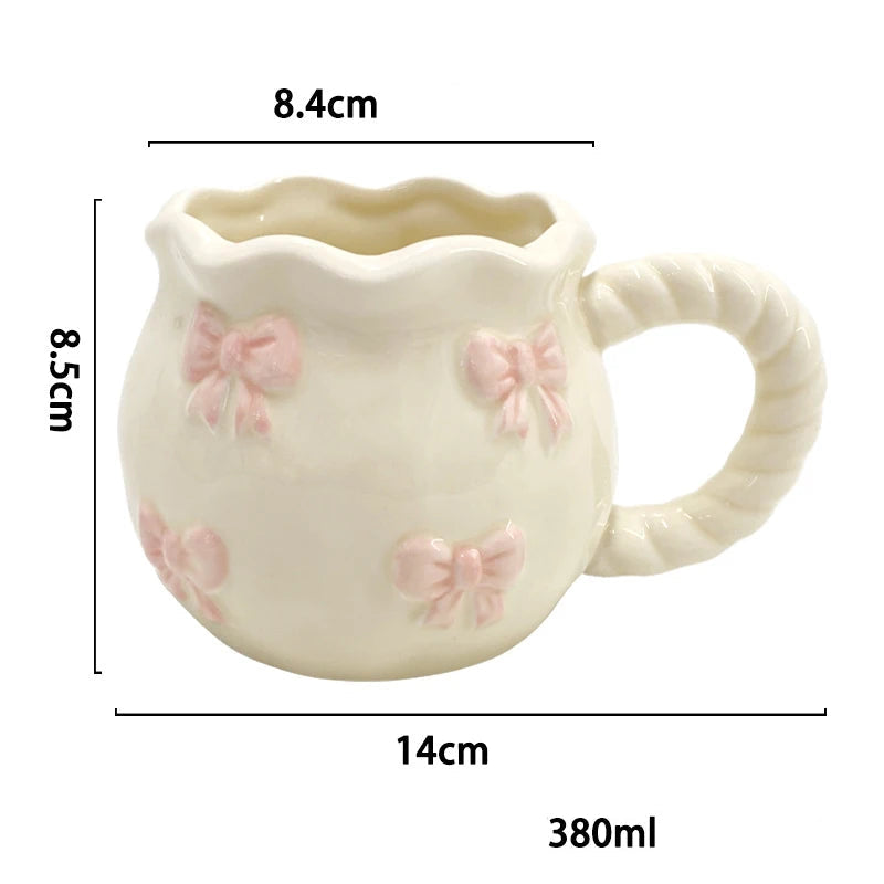Caneca de Cerâmica 380ml com Laço & Coração