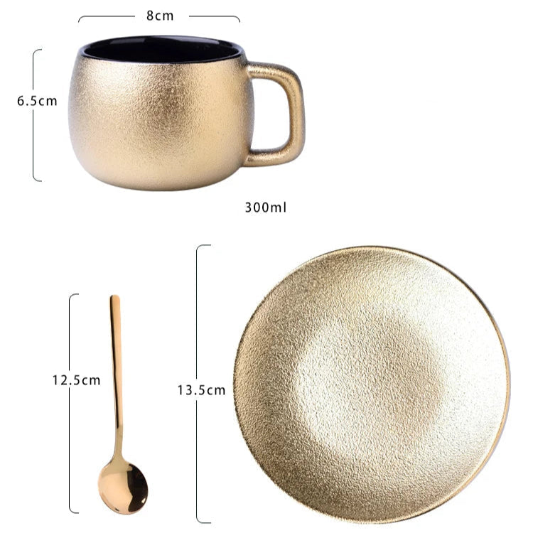 Xícara Dourada em Porcelana 300ml - Estilo Minimalista