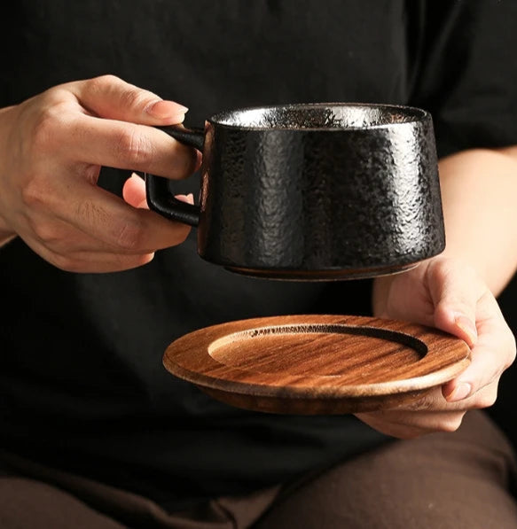 Conjunto Luxo Retrô Xícara e Pires - 230ml