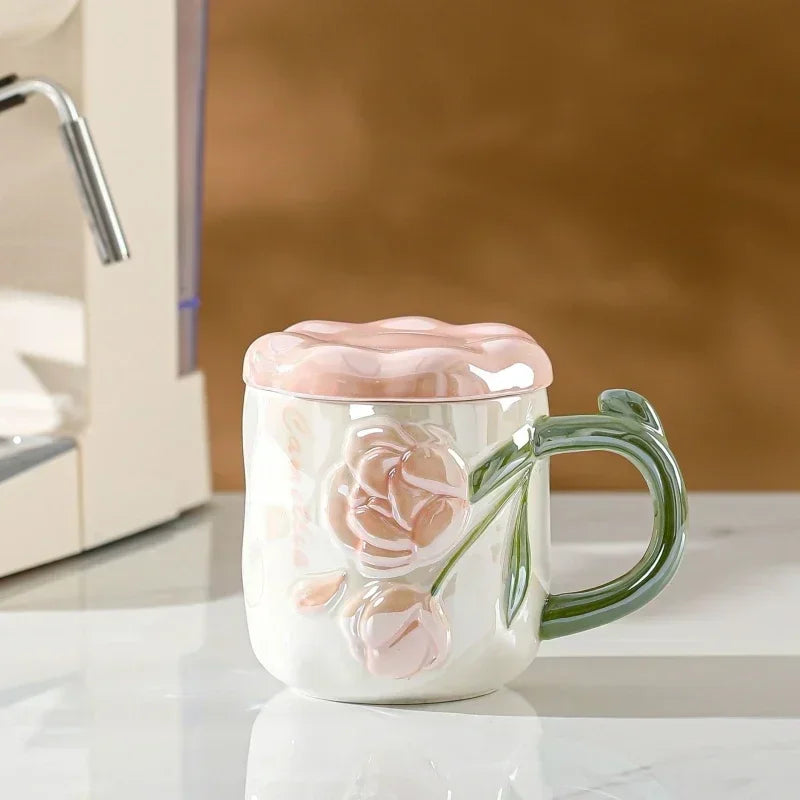 Caneca de Cerâmica com Relevo de Rosa e Design Artesanal - 450ml