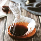 Decanter de Cristal com Base Giratória 360° para Vinho e Whisky - 750ml