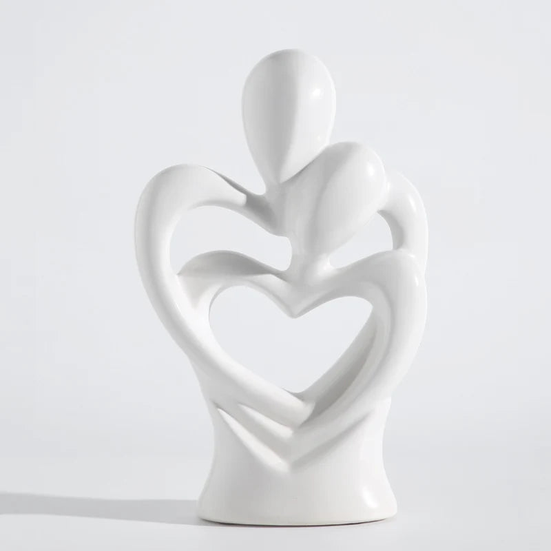 Escultura O Abraço em Cerâmica