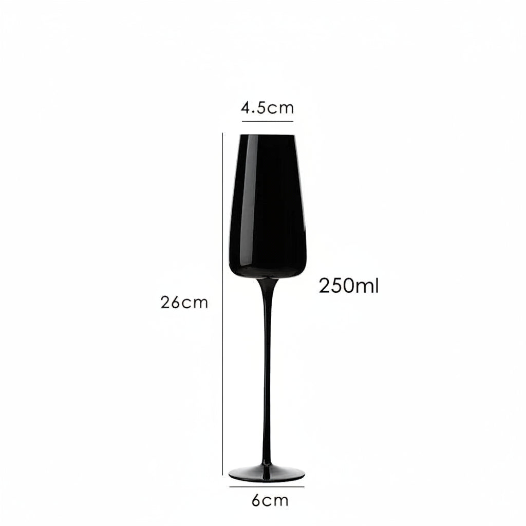 Taça Black em Cristal com Design Slim para Bebidas Especiais