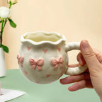 Caneca de Cerâmica 380ml com Laço & Coração