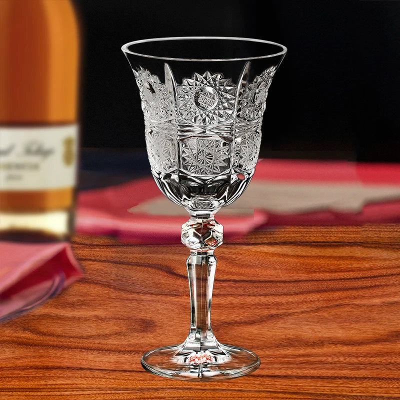 Taça Desenhada Artesanal de Vidro