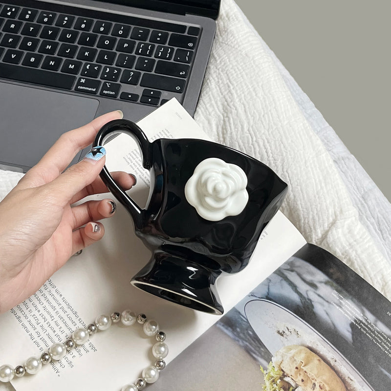 Caneca Flor Camélia - 300ml