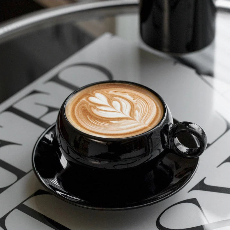 Caneca de Cerâmica Vintage com Design Europeu - 270ml