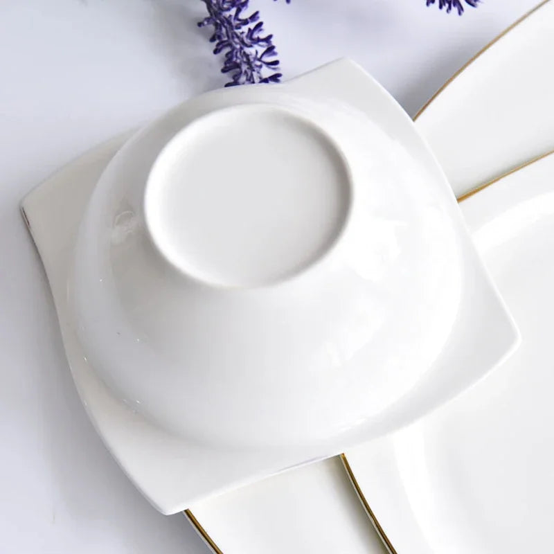 Jogo de Jantar em Porcelana Quadrada 3 Peças