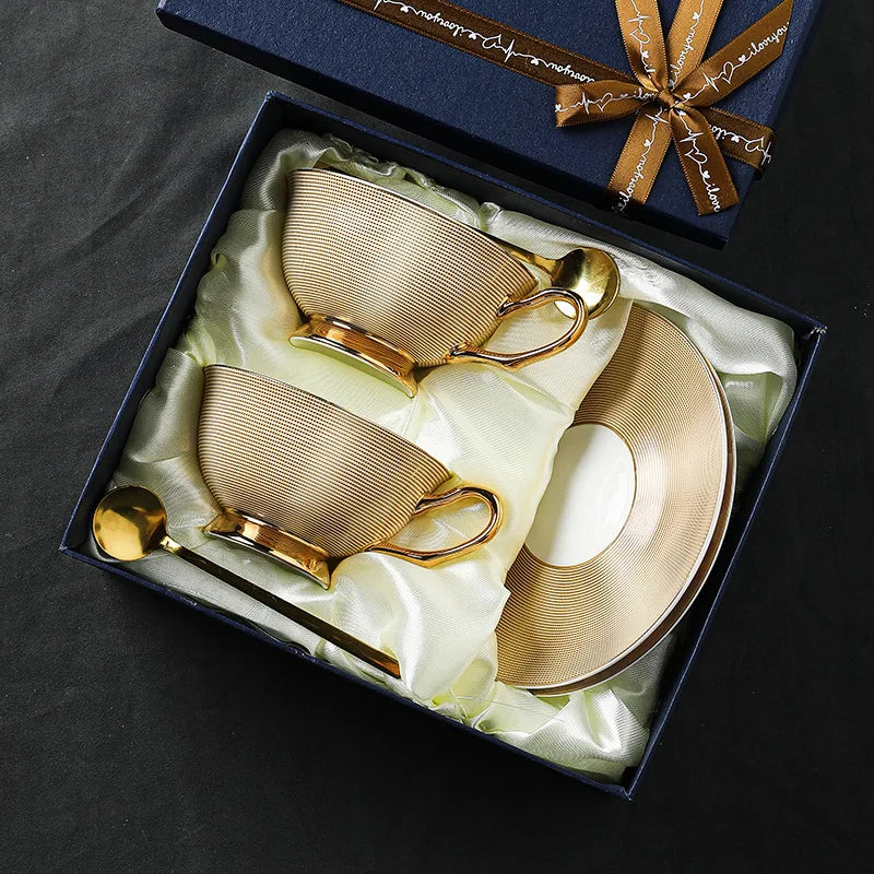 Conjunto Xícara em Porcelana Turca - 3 ou 6pcs