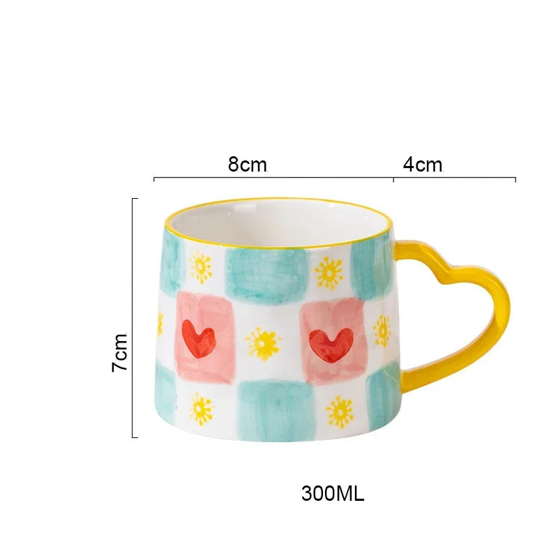 Caneca Pintada à Mão Cerâmica 300ml - Design Romântico