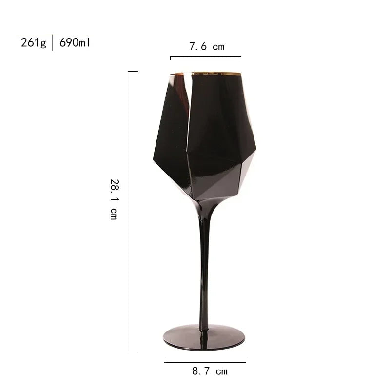Taça de Cristal Black com Borda Dourada para Vinho – Design Minimalista