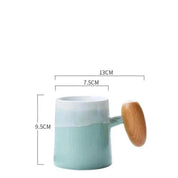 Caneca Bicolor em Porcelana e Alça de Madeira