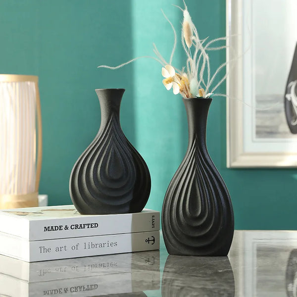 Vaso Black em Porcelana