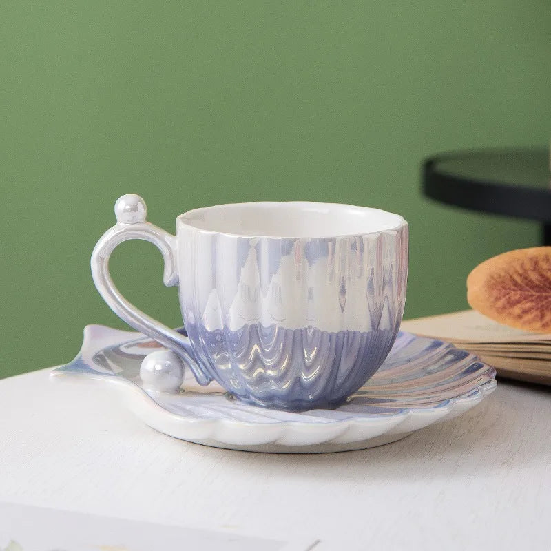 Conjunto Pérola Xícara e Pires - Elegância e Sofisticação