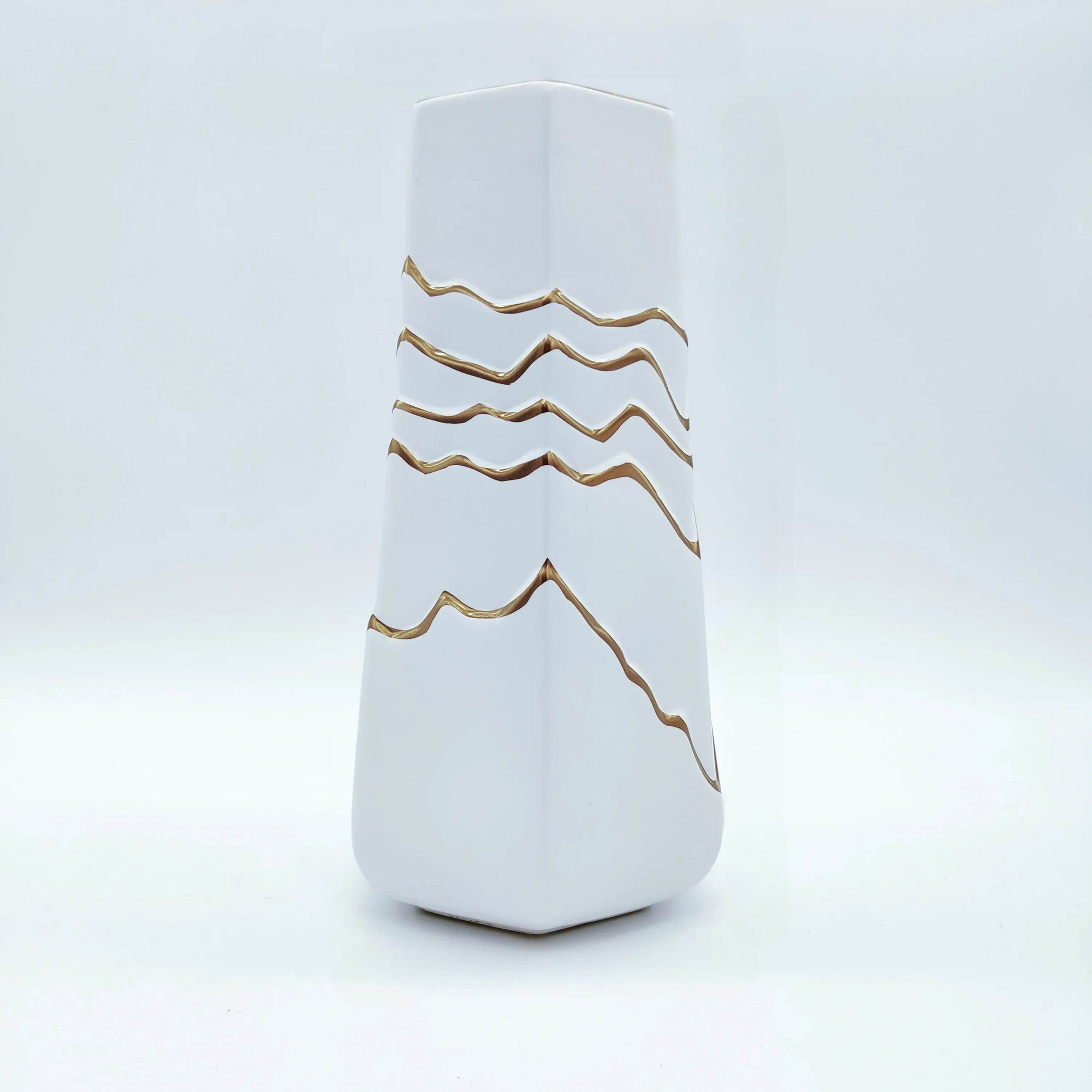 Vaso Waves em Porcelana