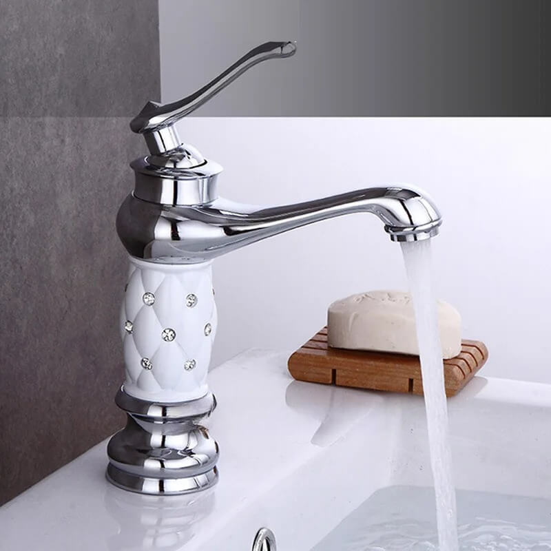 Torneira de Bacia Cromada Luxuosa com Cristais