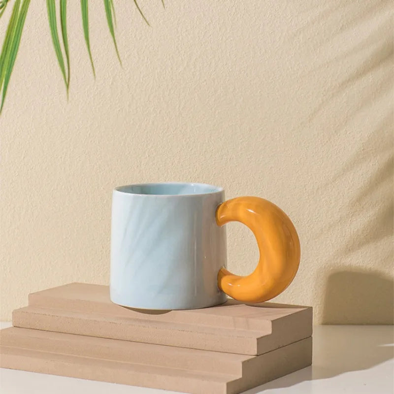 Caneca de Cerâmica Curvada 280ml