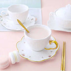 Conjunto Xícara e Pires Branca e Dourada - 180ml