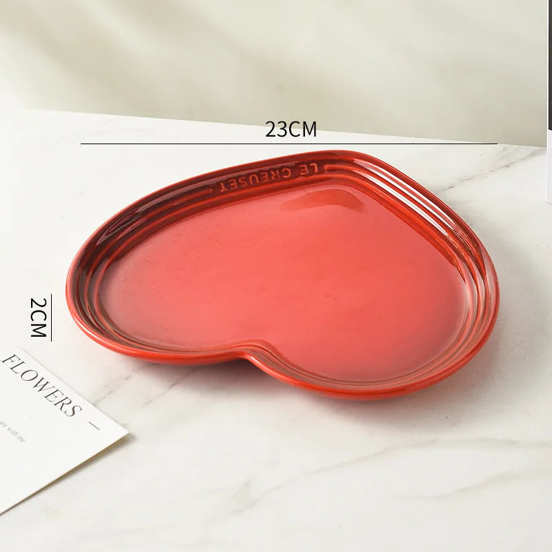 Linha Louças em Porcelana Vermelha
