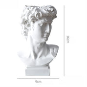 Escultura de Davi Busto em Resina