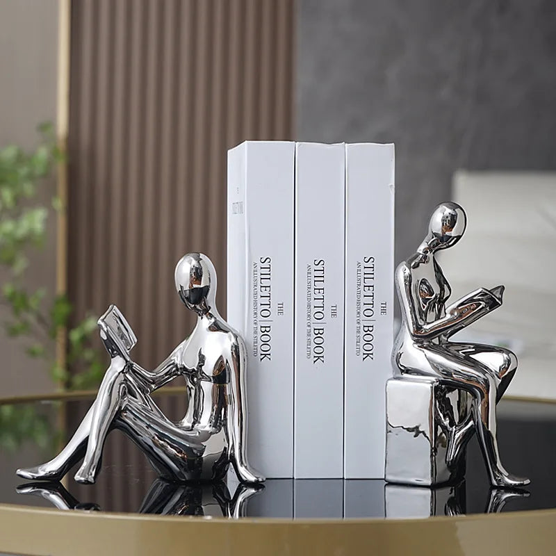 Escultura O Leitor em Cerâmica 2 Pcs