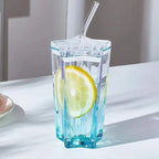 Copo com Tampa Formato Estrela - 300ml