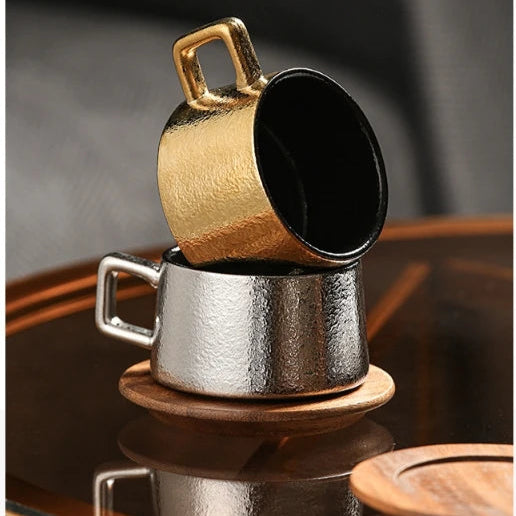 Conjunto Luxo Retrô Xícara e Pires - 230ml