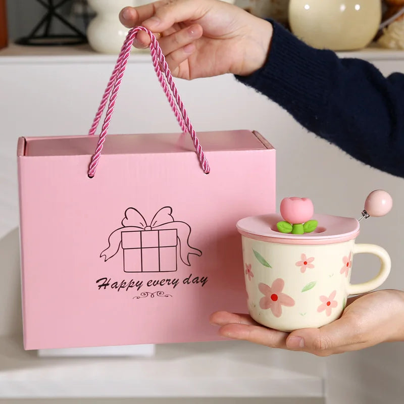 Caneca de Cerâmica com Design de Tulipa 300ml