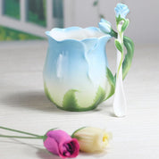 Caneca e Colher Formato Tulipa 320ml em Cerâmica
